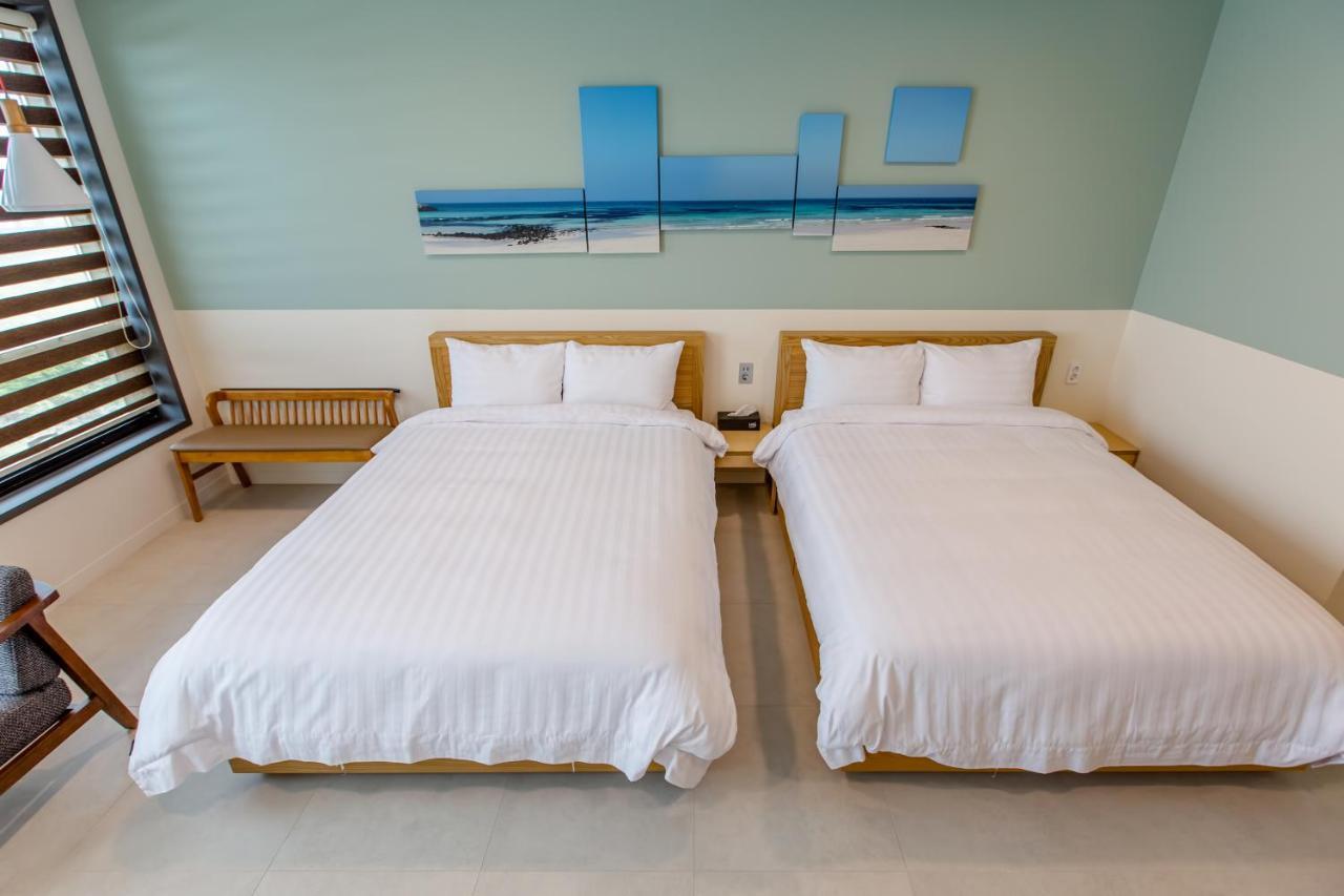 Lunamar Pension Jeju Eksteriør billede