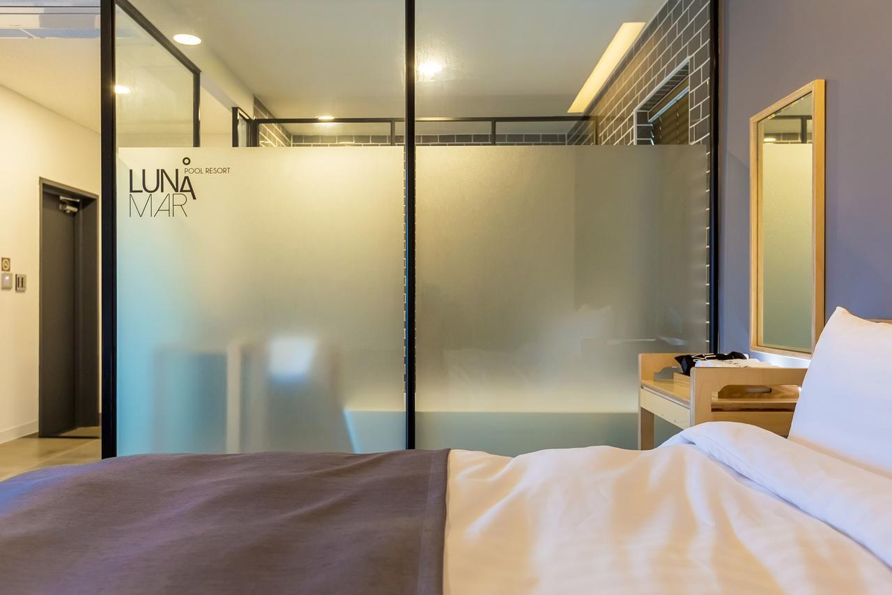 Lunamar Pension Jeju Eksteriør billede