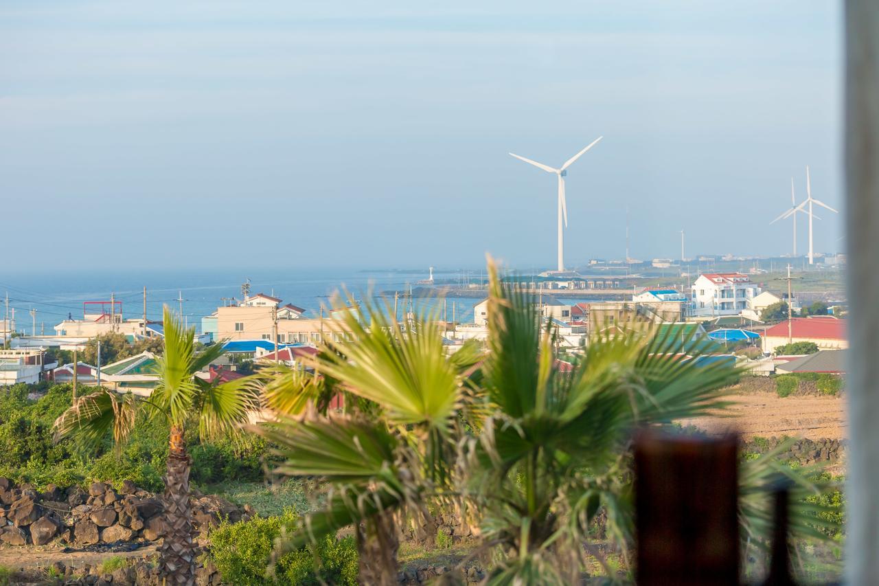 Lunamar Pension Jeju Eksteriør billede